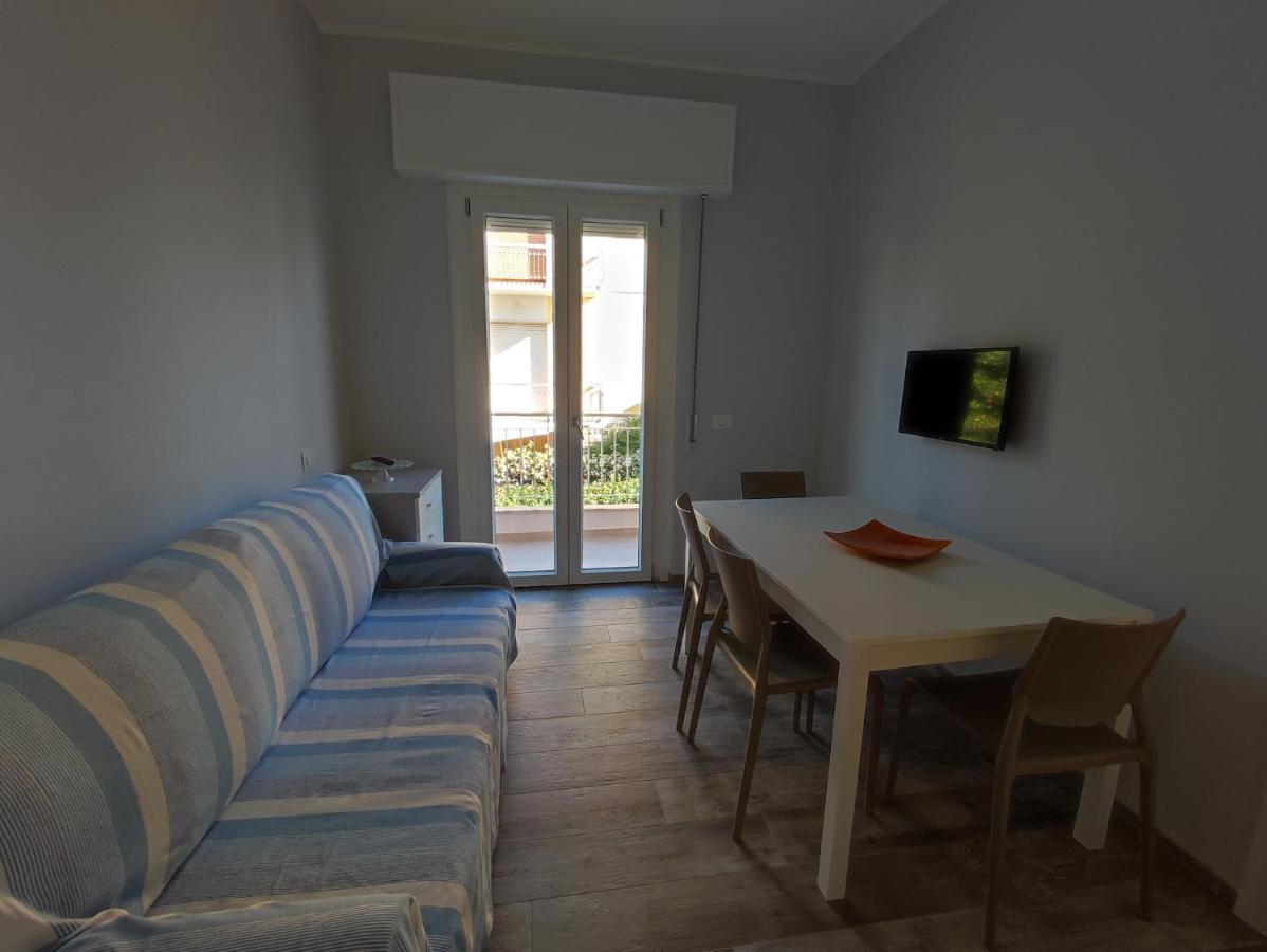 Casa Violina Apartment Лидо Ди Камайоре Екстериор снимка