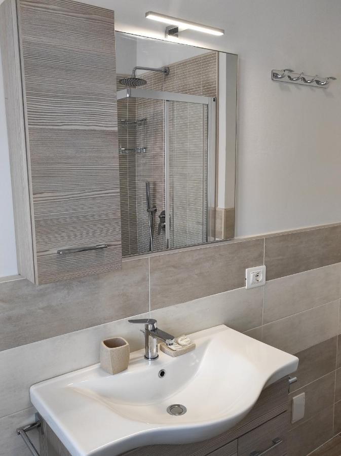 Casa Violina Apartment Лидо Ди Камайоре Екстериор снимка